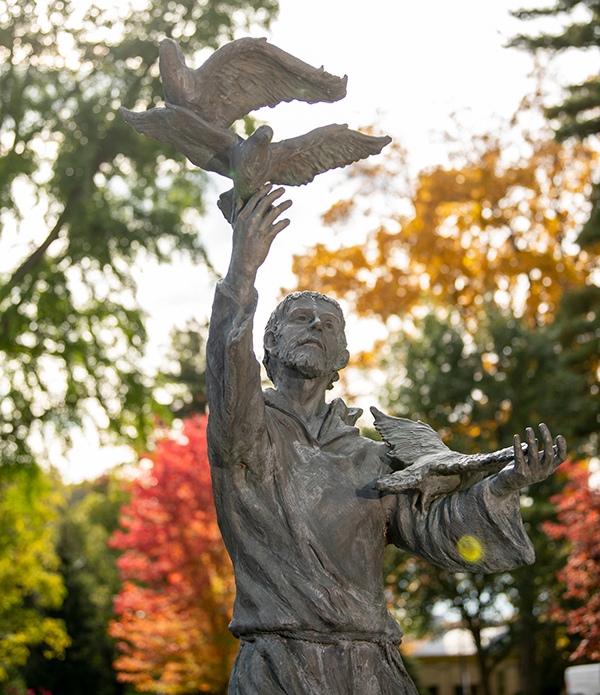 Free course available to alumni seeking first graduate degree